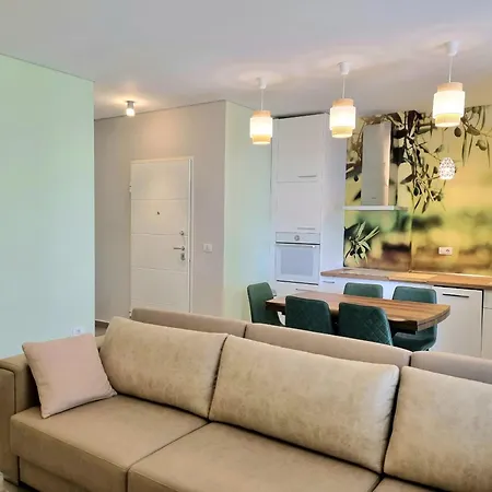 Olive Tree - 290 Plazhi San Pietro