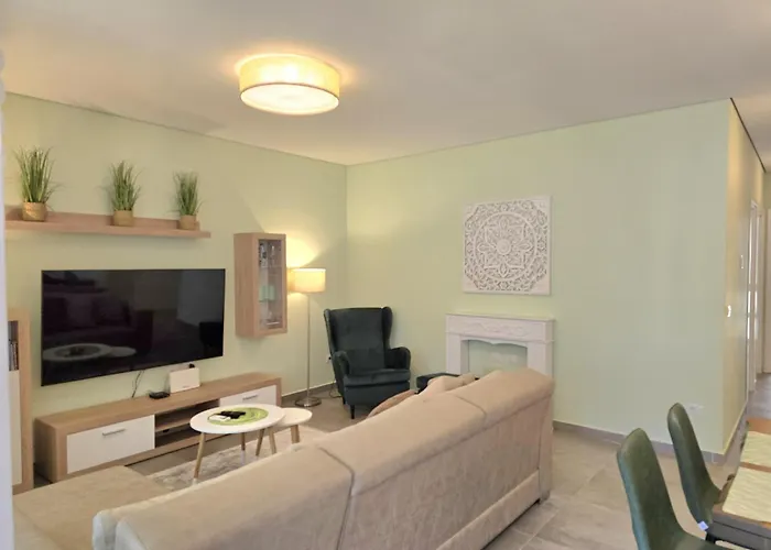 Olive Tree - 290 公寓 *